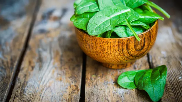 Bayam (iStock)