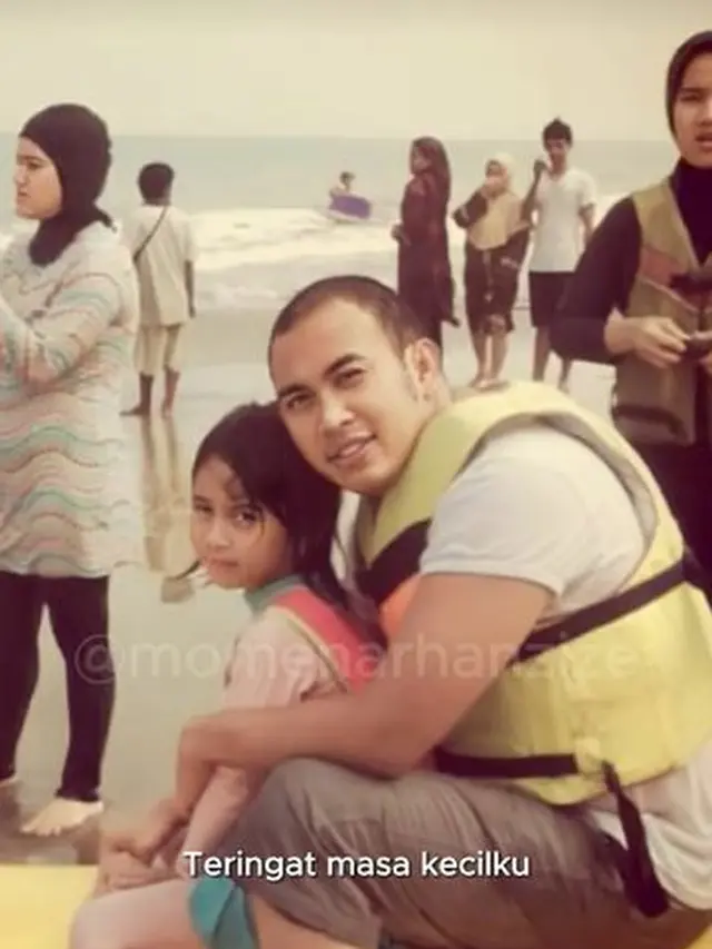 6 Foto Lawas Azizah Salsha Kecil Bersama Ayahnya, Andre Rosiade Muda Curi Perhatian