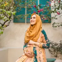 Kartika Putri tentunya berharap persalinannya akan berjalan dengan lancar. (Foto: Instagram/ riomotret)