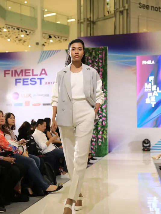 Fimela Fest 2018 -Koleksi Day and Night