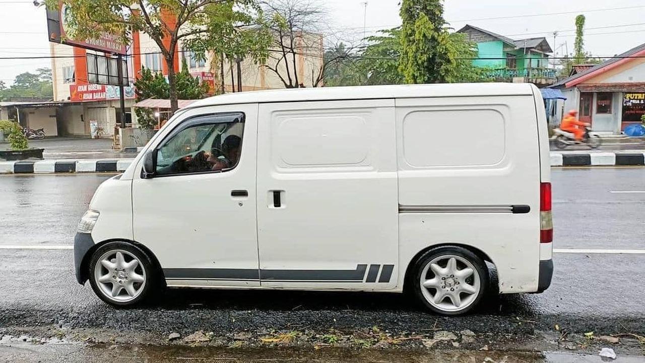 Mobil paket ala car enthusiast