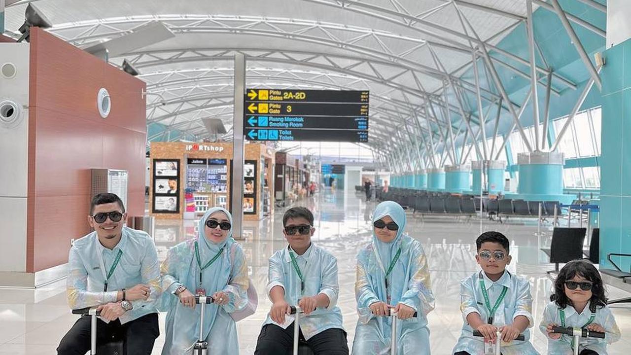 Umrah Bersama Anak dan Suami