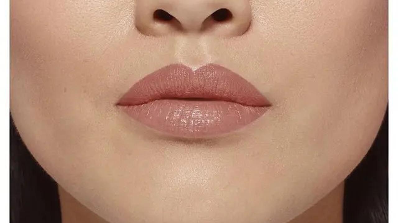 Warna Lipstik Favorit Bisa Ungkap Kepribadianmu, Begini Caranya