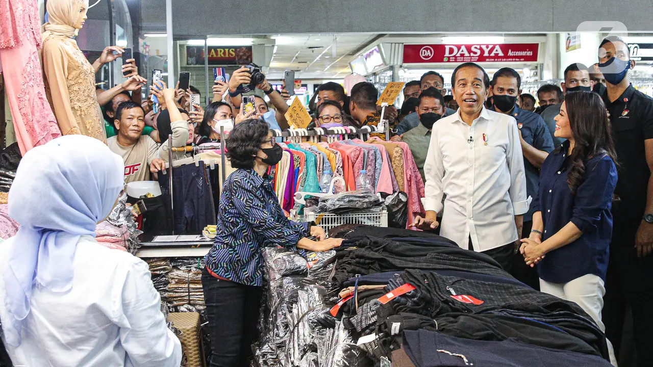 Bersama Heru Budi, Presiden Jokowi Sambangi Pasar Tanah Abang