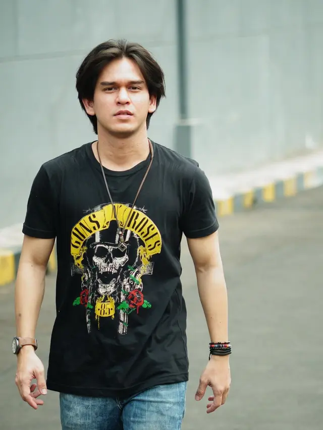 Genap Berusia 31 Tahun, Ini 6 Transformasi Rangga Azof Kini Jadi Aktor Terkenal