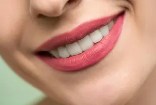 Ilustrasi bibir perempuan. (Foto: Shiny Diamond/Pexels)