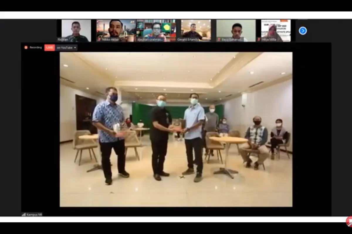 Peluncuran buku bertajuk "Wuhan Darimu Aku Belajar, Karenamu Aku Merindu" di Channel Youtube PPI Tiongkok.