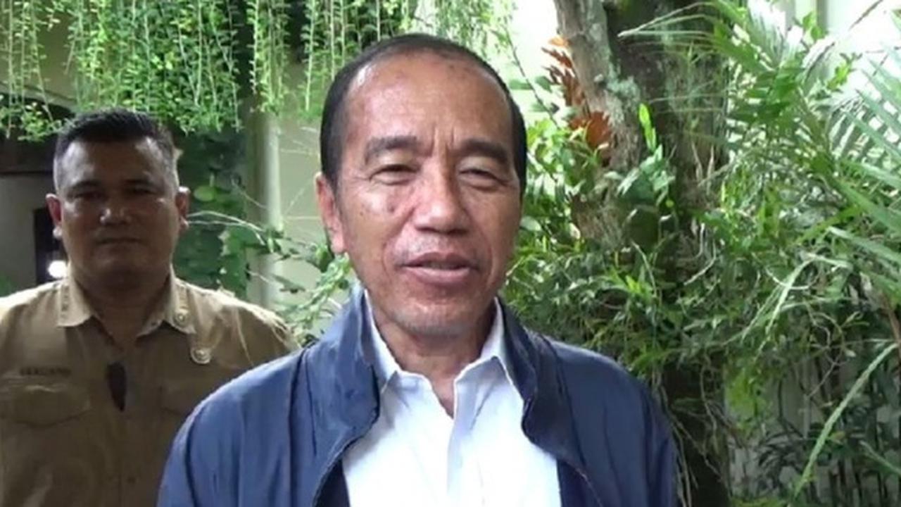 VIDEO: Reaksi Jokowi Disebut Penuhi Syarat Jadi Nabi & Semprot Kader PSI "Mikir Rasional Saja!"