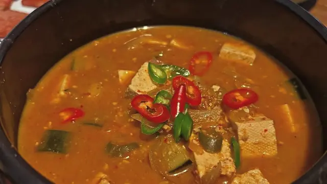 Doenjang, salah satu makanan fermentasi kuliner Korea