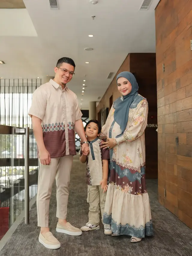 Potret Zaskia Sungkar Selama Kehamilan Anak Kedua
