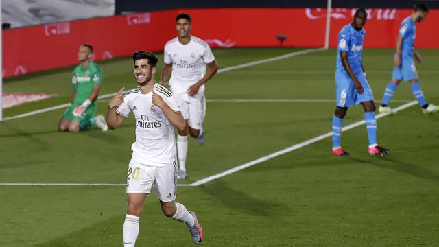 FOTO: Real Madrid Hajar Valencia 3-0, Benzema Cetak Dua Gol