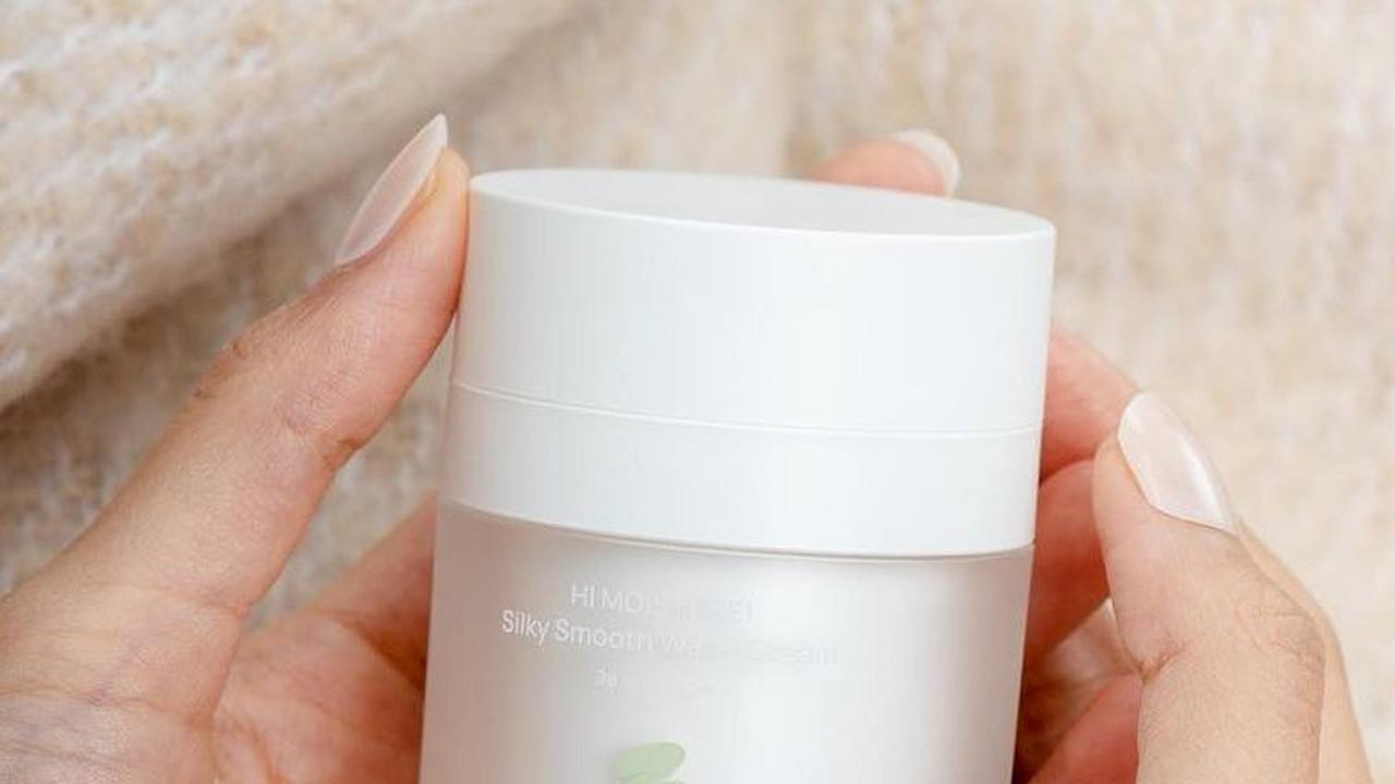 7. Skindoze HI MOISTURE! Silky Smooth Water Cream<br>