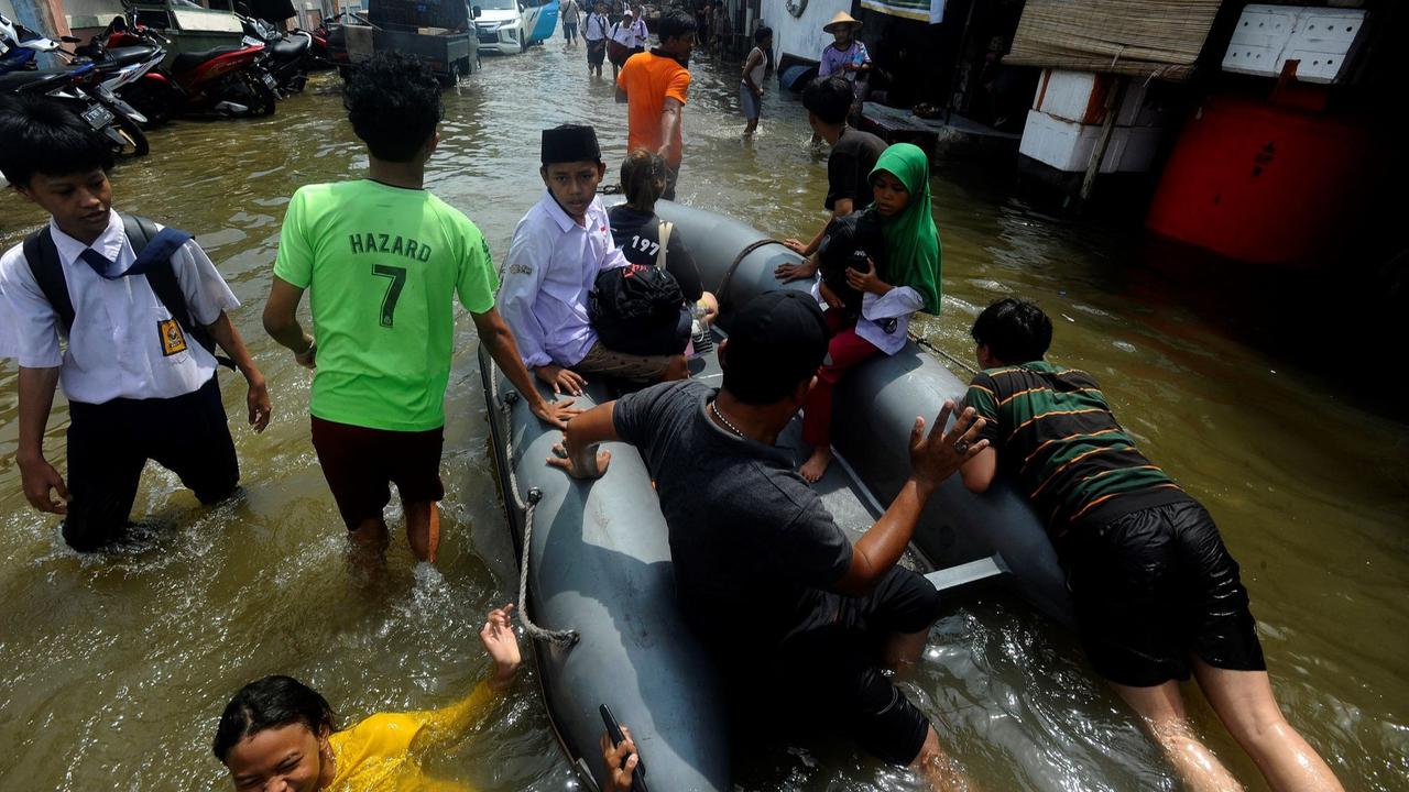Banjir rob Muara Angke