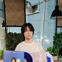 Sukses dengan Album Digital dan Kaset, Weda Mauve Rilis Album Denial versi Vinyl