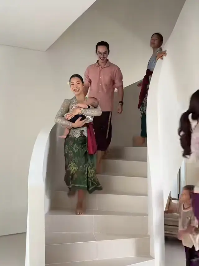 Rumah Baru Jennifer Bachdim