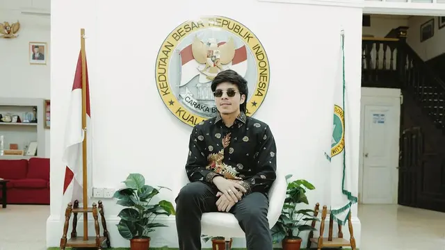 Potret Atta Halilintar kunjungi Sekolah Indonesia Kuala Lumpur (Sumber: Instagram/@attahalilintar)