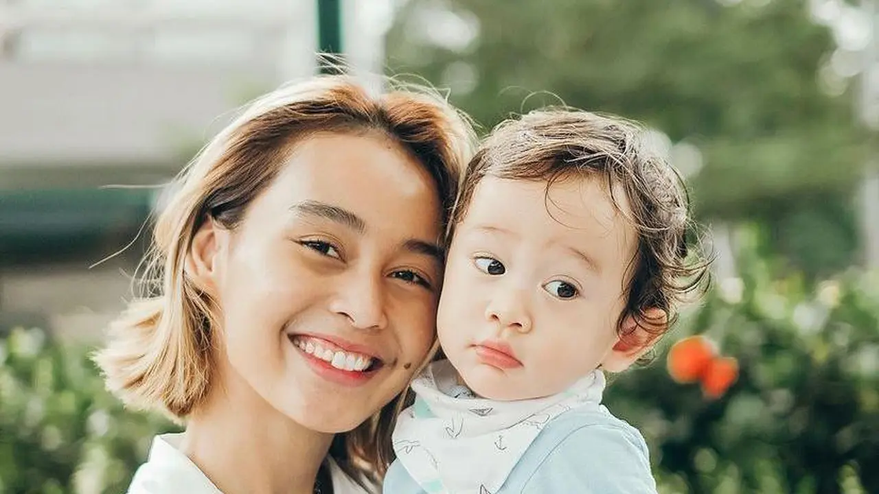 Alami Mom Shaming karena Melahirkan Secara Caesar, Begini Cara Conchita Caroline Mengatasinya