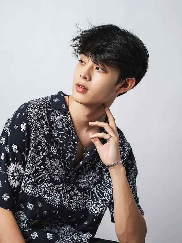 6 Potret Gabriel Prince, Model yang Dikabarkan Dekat dengan Livy Renata