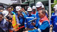 Menteri Energi dan Sumber Daya Mineral (ESDM), Bahlil Lahadalia&nbsp;kunjungan ke Kota Cilegon, Banten, Kamis (13/3/2025). (Foto: Liputan6.com/Gagas YP)
