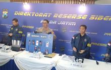 Polda Jatim Bongkar Sindikat Jual Beli Data Pribadi untuk Ribuan SIM Card Ilegal