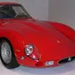 Mobil klasik Ferrari ini laku terjual dengan harga lelang tertinggi.