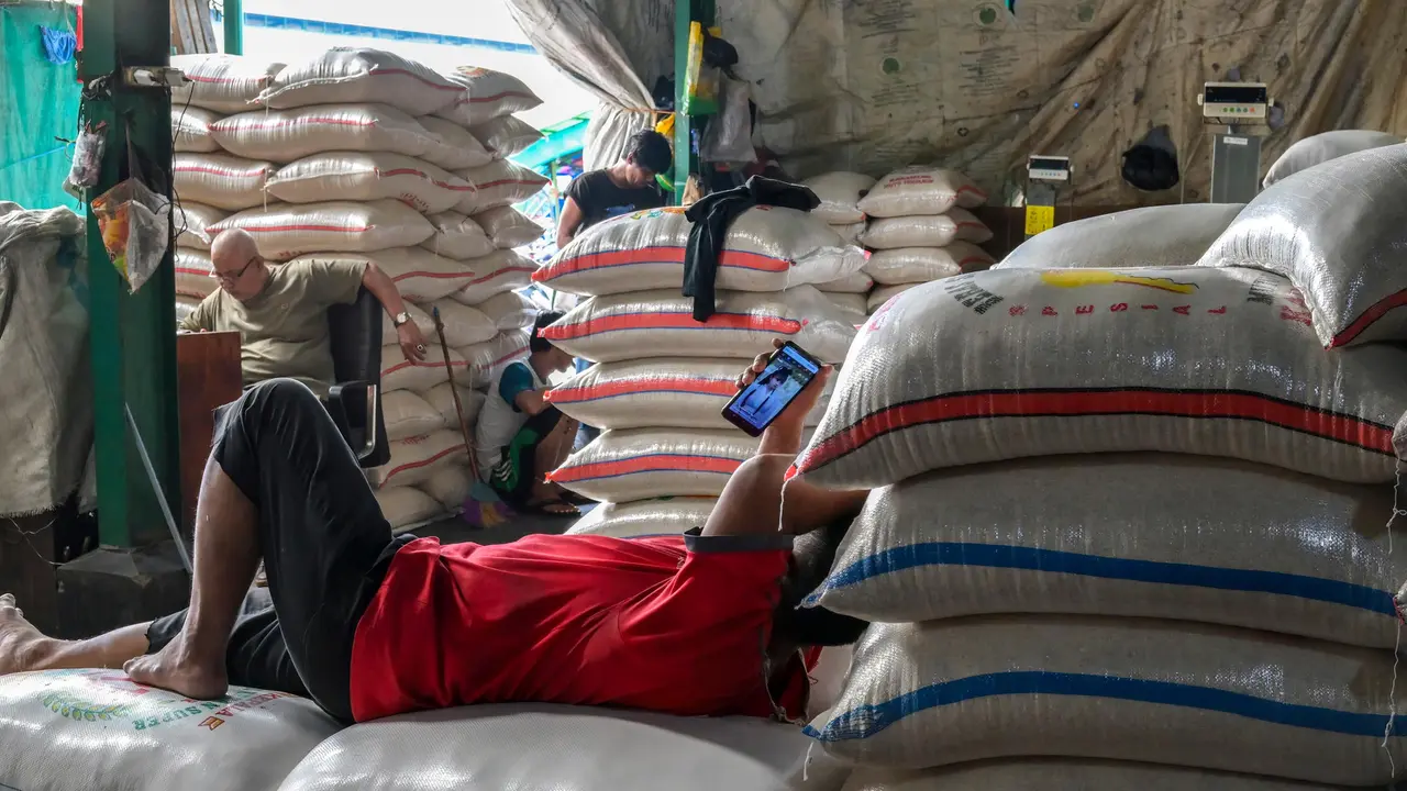 Turun Sedikit, Harga Beras Belum Stabil