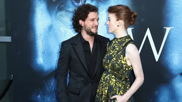 [Bintang] Kit Harington dan Rose Leslie