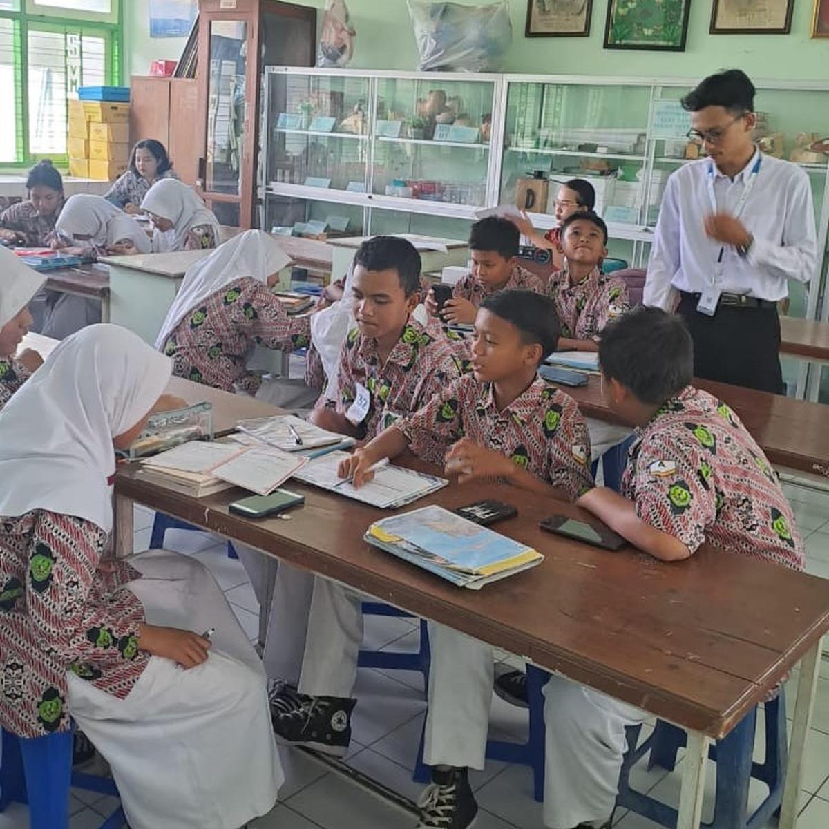 Kemensos Buka Lowongan Guru Sekolah Rakyat