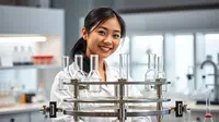 Fungsi Statif Laboratorium, Jenis-Jenis, Komponen, dan Cara Menggunakan yang Benar