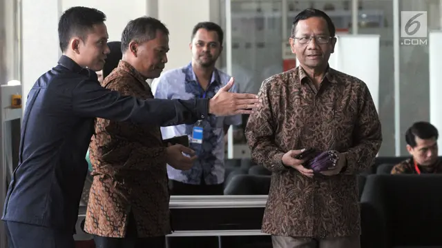 Mahfud MD Temui Pimpinan KPK
