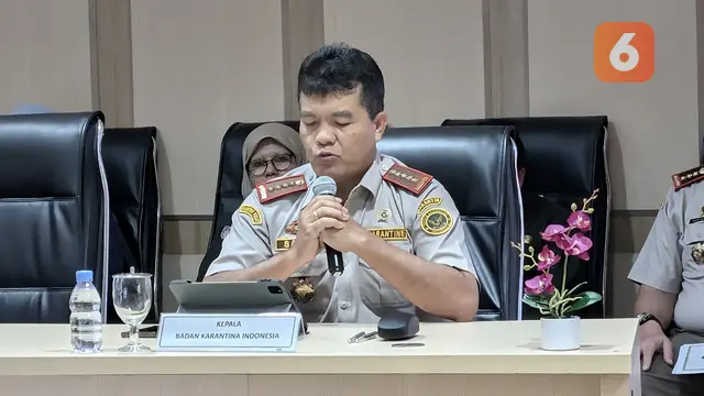 Kepala Badan Karantina Indonesia (Barantin), Dr. Sahat Manaor Panggabean sebut anggur shine muscat aman.