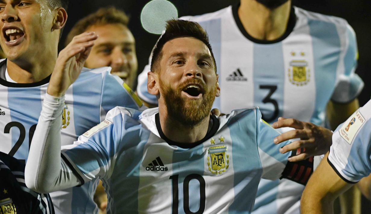 Striker - Lionel Messi (Argentina) - Barcelona. (AFP/Juan Ruiz)