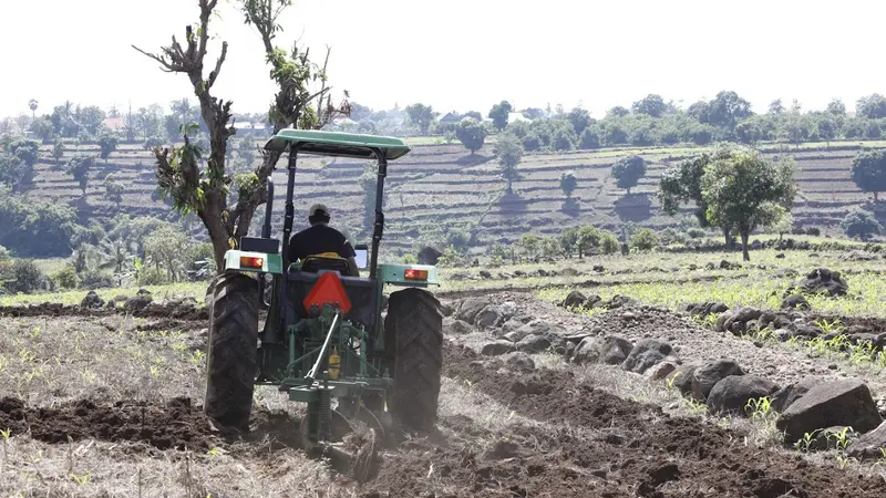 Pakar Unnes Sebut Pemanfaatan Alsintan Bantu Petani Indonesia Naik Kelas