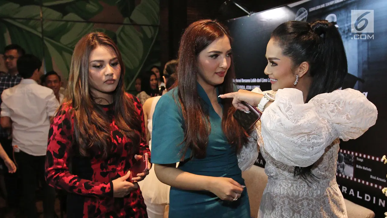 Sama-sama Cantik, Krisdayanti Tampil Akrab dengan Ashanty