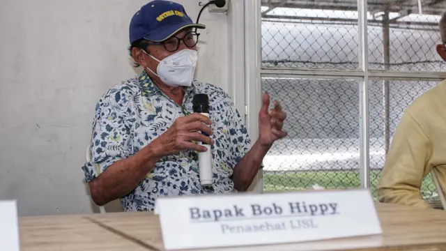 Bob Hippy, selaku penasehat IJSL.
