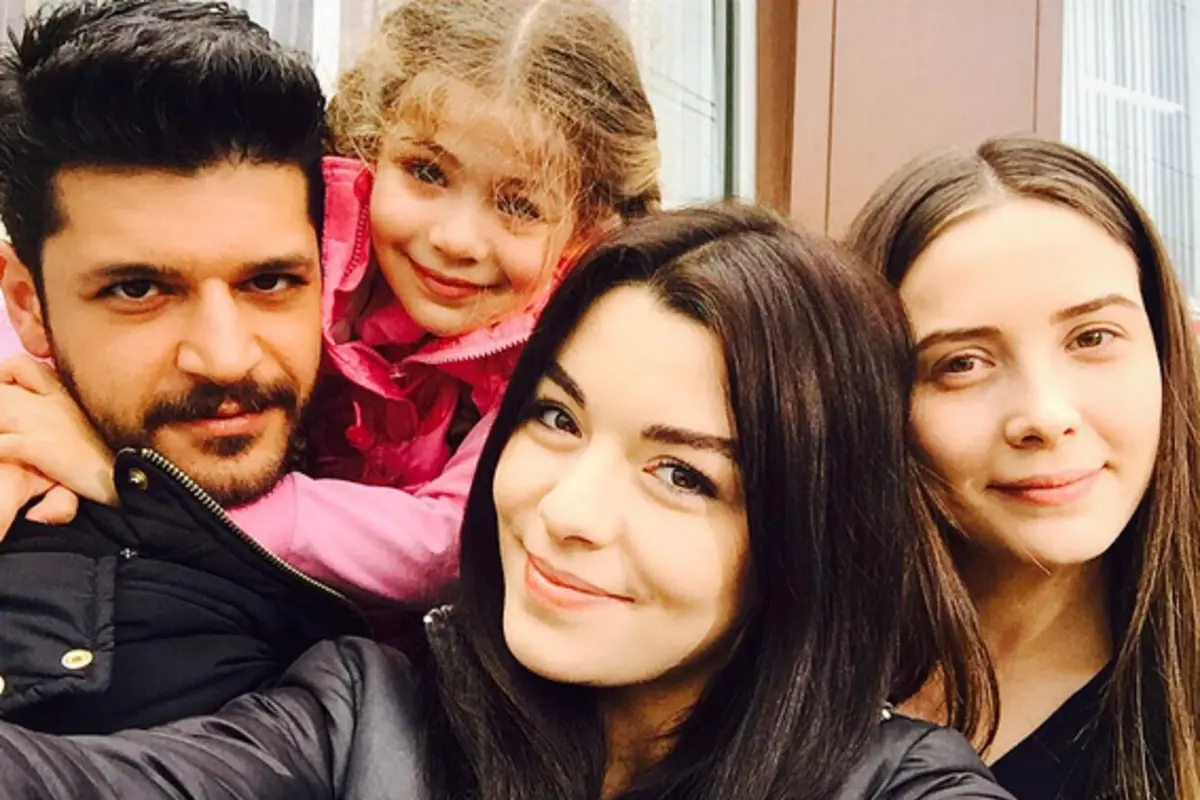 [Bintang] Elif