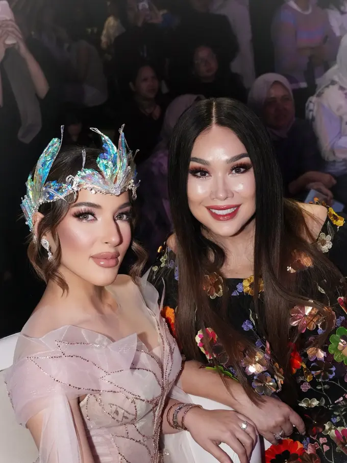 Potret Titi DJ Tampil Anggun Bergaun Bunga 3D, Persembahkan Lagu Beyonce “Best Thing I Never Had” untuk Tasya Farasya