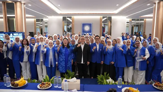 Anggota Dewan Perwakilan Rakyat Republik Indonesia (DPR RI) dari Fraksi Partai Amanat Nasional (PAN), Farah Puteri Nahlia, secara resmi didapuk sebagai Ketua Umum Dewan Pimpinan Pusat (DPP) Perempuan Amanat Nasional (PUAN) PAN untuk masa bakti 2025-2030 (