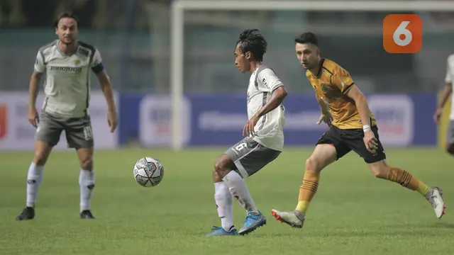 BRI Liga 1 2022/2023: Bhayangkara FC vs Persib Bandung