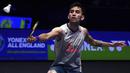 Tunggal putra India, Lakshya Sen berusaha mengembalikan bola saat menghadapi wakil Indonesia, Jonatan Christie pada laga semifinal kejuaraan bulu tangkis All England 2024 di Utilita Arena, Birmingham, Inggris, Sabtu (16/3/2024) malam WIB. Lakshya Sen kalah rubber game, 12-21, 21-10 dan 15-21. (AP Photo/Rui Vieira)
