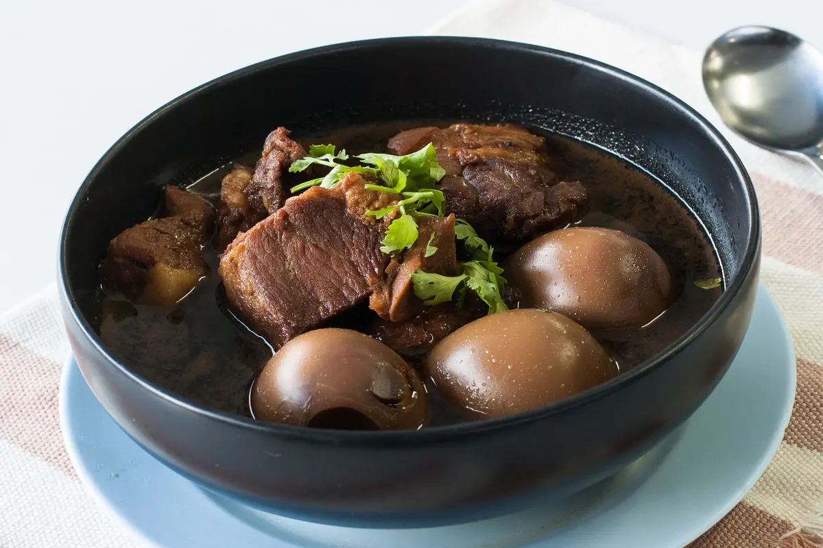 ayam kuah kluwek