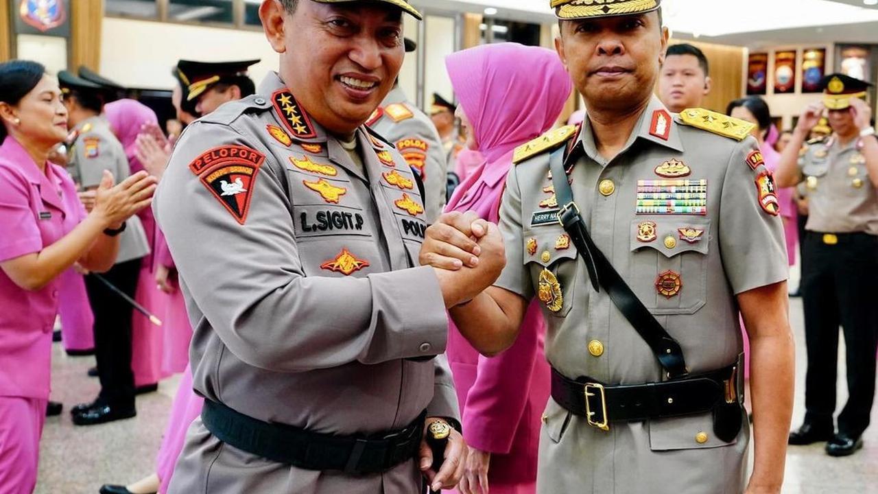 Jenderal Polri Lulusan Terbaik 90 kini Punya Jabatan Baru, Intip Potret Disalami Kapolri