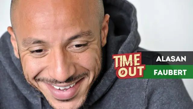 Berita video Time Out kali ini membahas alasan mantan pemain Real Madrid, Julien Faubert, memutuskan untuk pindah ke klub Indonesia.