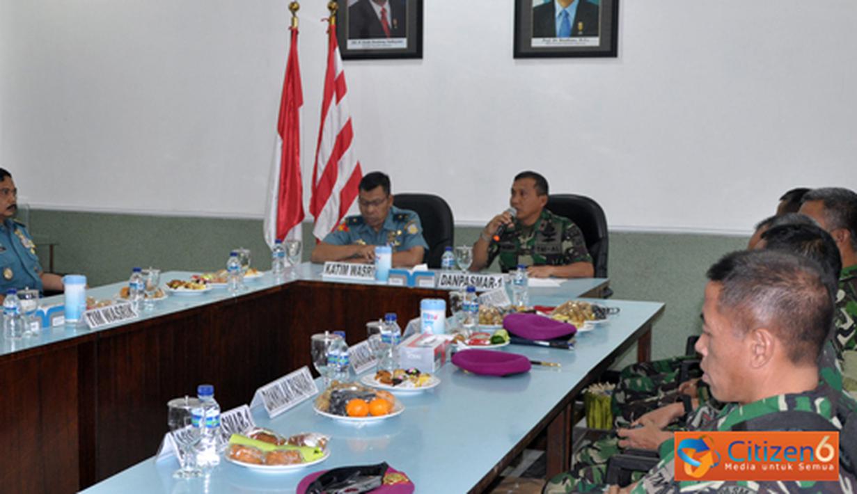 Citizen6, Surabaya: Wasrikkap Itjenal 2012 yang dipimpin Ketua Tim Wasrikkap Itjenal Brigjen TNI (Mar) Aberdy Nugrahendra beserta tim akan melaksanakan pengawasan dan pemeriksaan Lengkap. (Pengirim: Budi Abdillah)