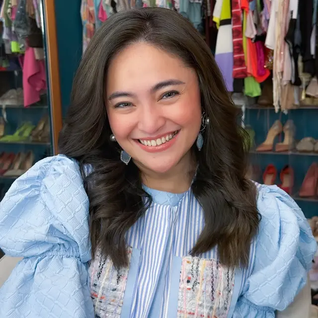 Model Warna Rambut Marshanda di 2025
