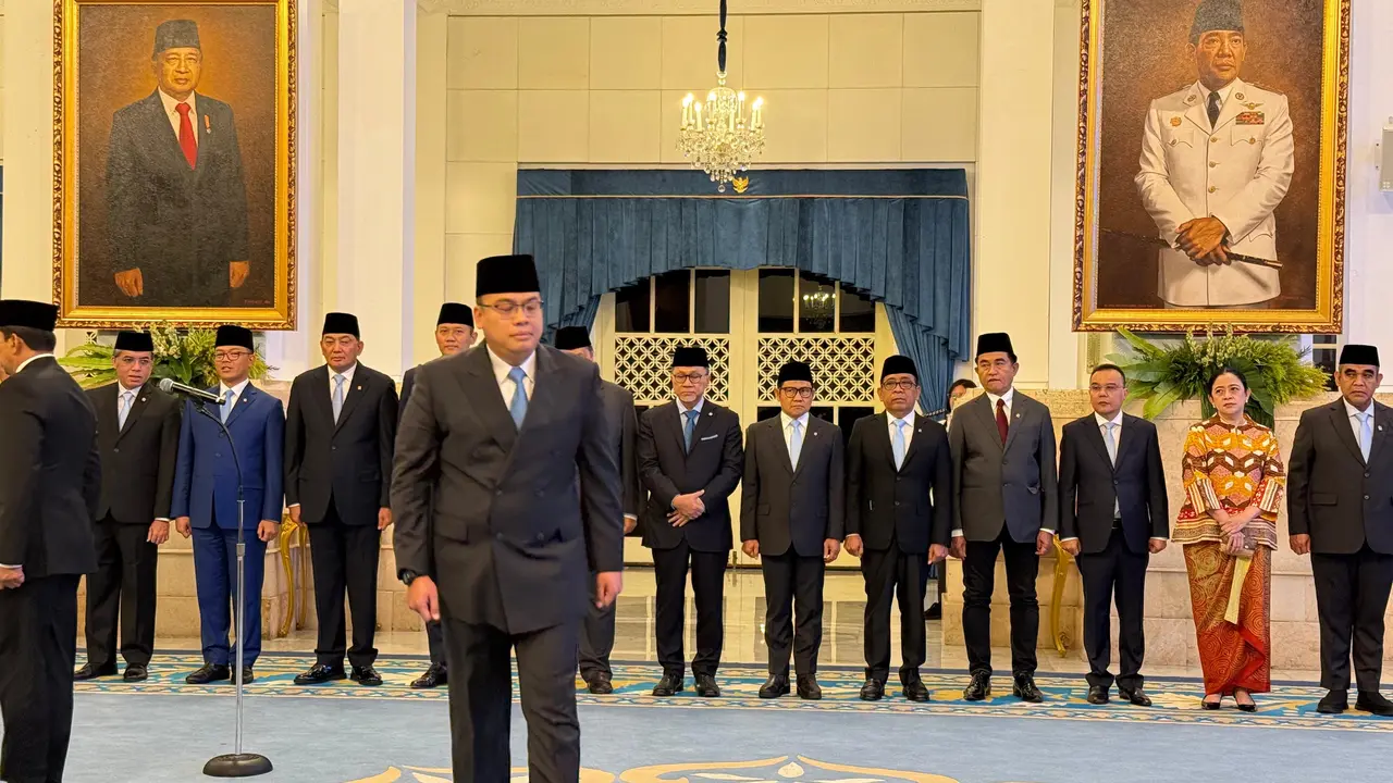 Prabowo melantik Wakil Menteri Komunikasi dan Digital (Wamenkomdigi), Anggaraka Prabowo menjadi Kepala Badan Komunikasi Pemerintah.