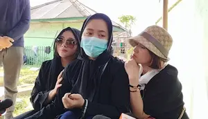 Vega Darwanti Ungkap Keinginan Terakhir Mendiang Ibu: Beli Ambulans untuk Disumbangkan