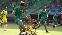 Sriwijaya FC menang 7-0 atas Bekasi Selection di Stadion Patriot Bekasi, Sabtu (13/1/2018) sore. (Bola.com/Riskha Prasetya)