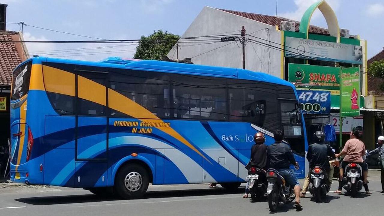 Untuk kemudahan transportasi lainnya, Gibran menyatakan, tak menutup kemungkinan akan menambahkan rute perjalanan Kereta Rel Listrik (KRL). Pihaknya akan berkoordinasi dengan KAI.<br>