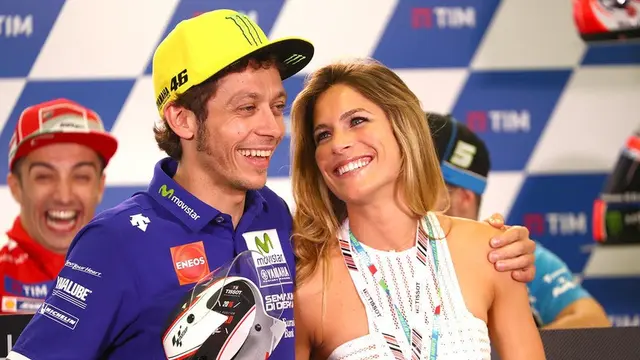 Valentino Rossi dan Eleonora Pedron. 